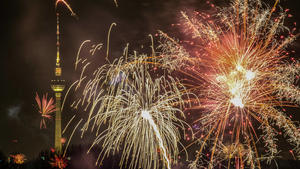 Feuerwerk ist zwar verboten, dafür böllert uns die Sonne ins neue Jahr.