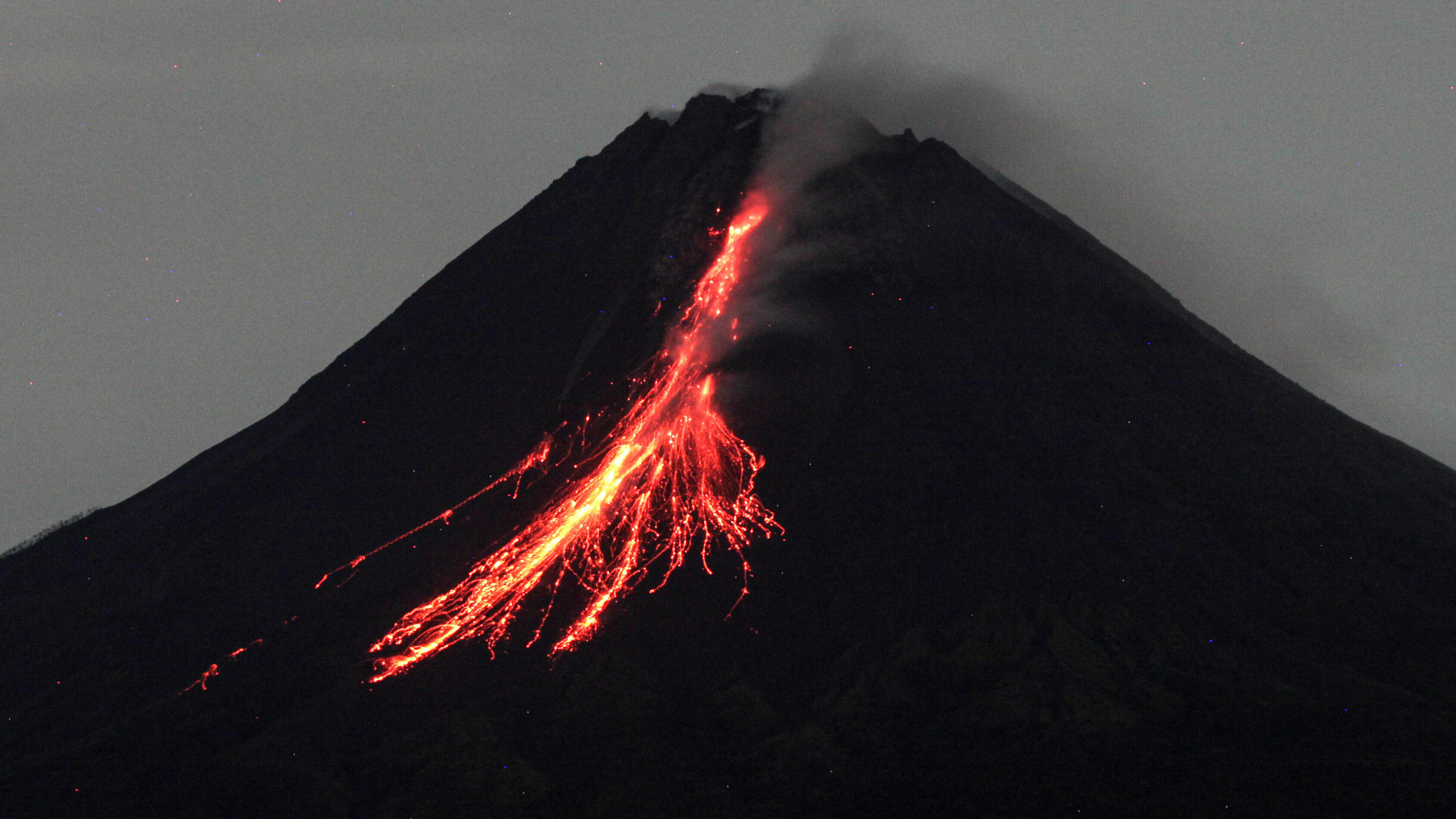 Merapi-Vulkan auf der Insel Java in Indonesien.