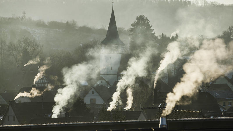 Rauchende Schornsteine, Oberstenfeld, Baden-Württemberg,