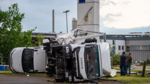 Unwetter-Ticker: Tornado verwüstet Teile von Paderborn - Verletzte! Viele Opfer auch in anderen Teilen Deutschlands