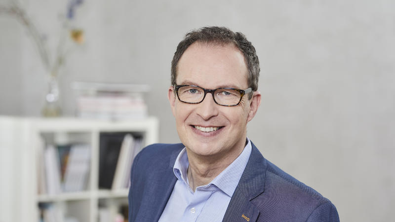 Medizinjournalist und Allgemeinmediziner Dr. Christoph Specht