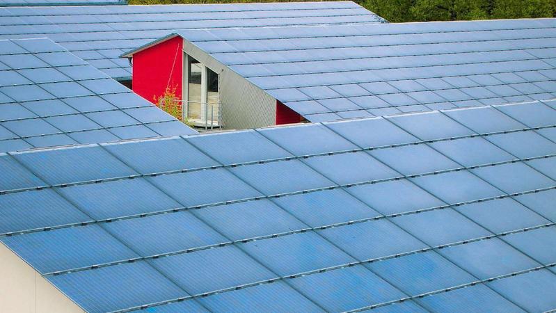 solar roof, 16.02.2007, Copyright: xdf.schoenenx Panthermedia00554837