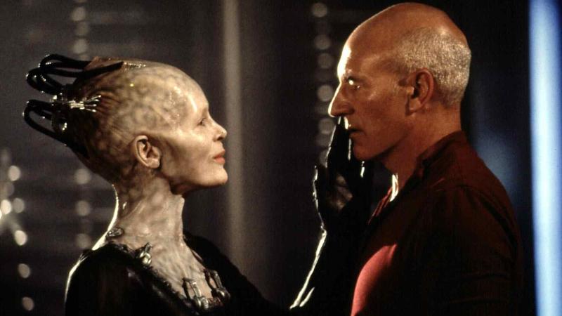 Erster Kontakt mit Außerirdischen war nur filmreif - so wie hier in Star Trek. Neue technische Möglichen lassen darauf hoffen, dass die Fiktion zur Wirklichkeit wird.