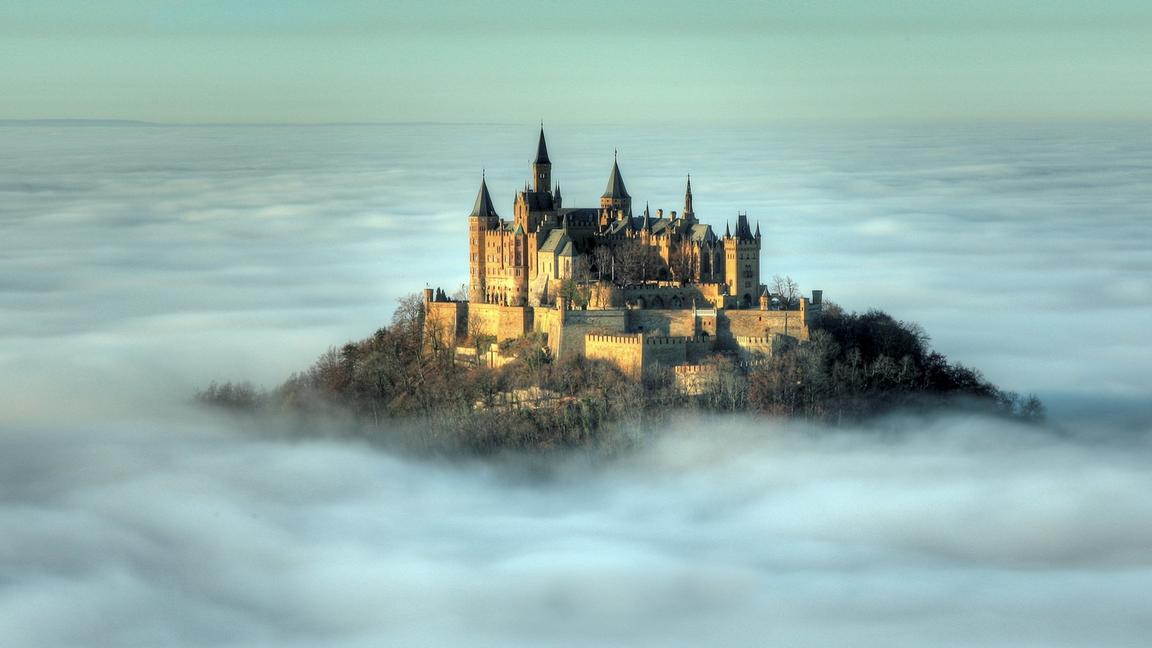 Nebel an der Burg Hohenzollern