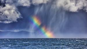 Regenbogen über Meer, Seltjarnarnes, Seltjarnarnesi, Island, Europa Copyright: imageBROKER/ROM ibxryr04522476.jpgRainbow above Sea Iceland Europe Copyright image broker Rome ibxryr04522476 JPG Bitte beachten Sie die gesetzlichen Bestimmungen des deutschen Urheberrechtes hinsichtlich der Namensnennung des Fotografen im direkten Umfeld der Veröffentlichung!