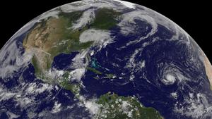 HANDOUT - Das Satellitenfoto der US-Behörde National Oceanic and Atmospheric Administration vom 02.09.2017 zeigt den Hurrikan «Irma» in der Mitte des Atlantiks. «Irma» setzte nach Angaben des Hurrikan-Zentrums ihren Weg in Richtung Kleine Antillen fort und könnte Anfang nächster Woche als mächtiger Hurrikan der vierthöchsten von fünf Stufen über sie hinwegfegen. Ob der Sturm danach Kurs auf die US-Küste nehmen wird, ist noch unklar. - ACHTUNG: Nur zur redaktionellen Verwendung im Zusammenhang mit der aktuellen Berichterstattung und nur bei Nennung: Foto: -/NASA, NOAA/AP/dpa +++(c) dpa - Bildfunk+++