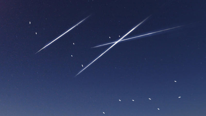ARCHIV - Drei Sternschnuppen ziehen ihre Bahnen (Archivfoto vom 13.11.2005, aufgenommen in Nucknitz/Sachsen). Ein kosmisches Feuerwerk erstrahlt in den kommenden Nächten am Firmament: Der Sternschnuppenstrom der Perseïden regnet wie jedes Jahr im Aug