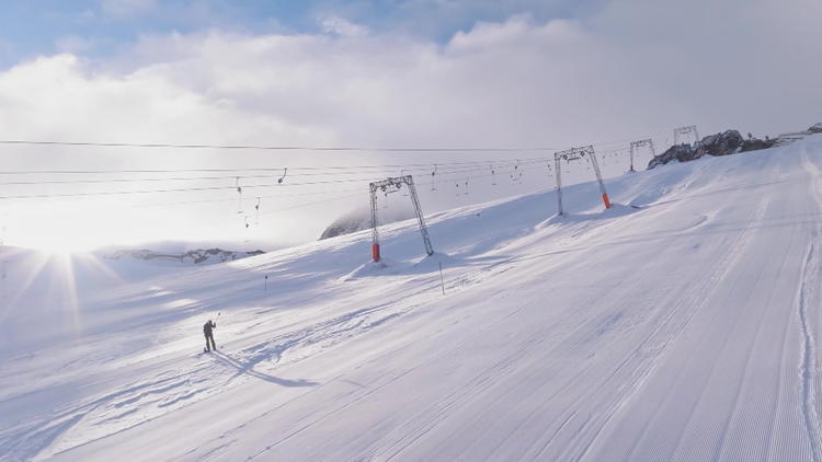 Stubaier Gletscher eröffnet die Saison 2025/26