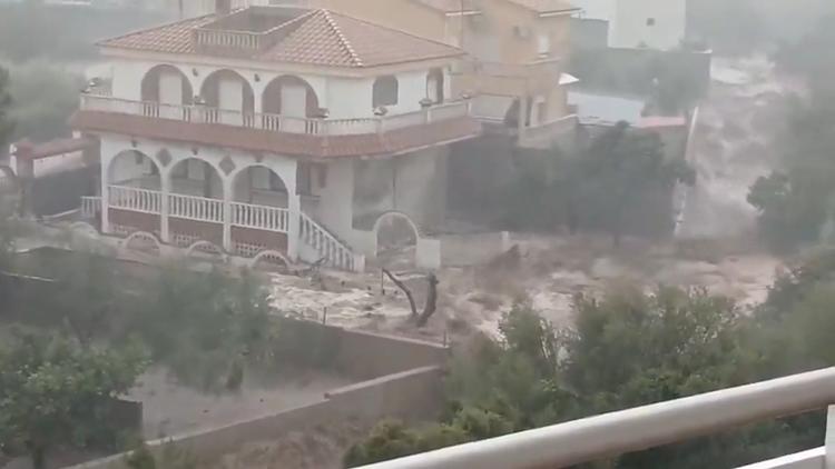 Schon wieder! Heftige Unwetter in Spanien