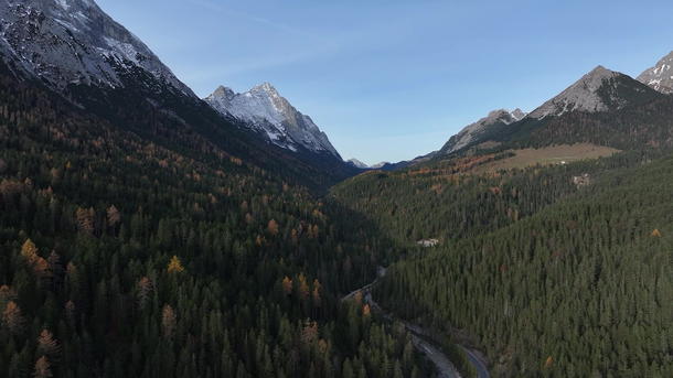 Berggipfel und klare Luft in der Region Seefeld in Tirol