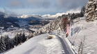 Tiroler Winterspaziergang mit Weitblick über dem Inntal