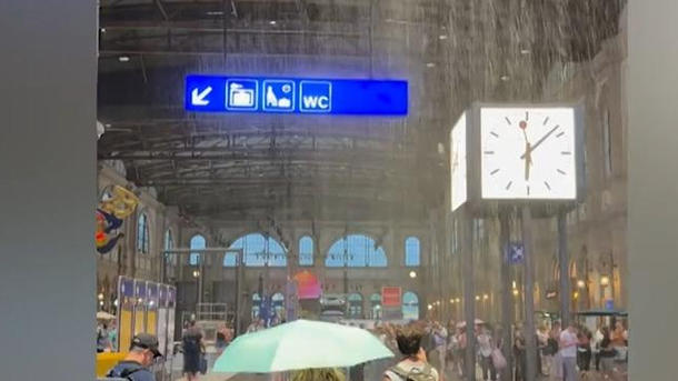 Gewitter, Sturmböen und tausende Blitze! Heftige Unwetter sorgen in Zürich für Chaos